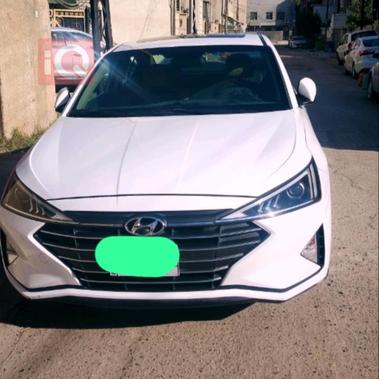 هیوندای ئەلەنترا